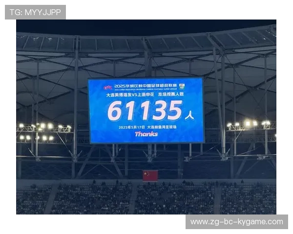 大连英博逼平强大的申花，原因曝光，4人上榜，引发足球圈大讨论